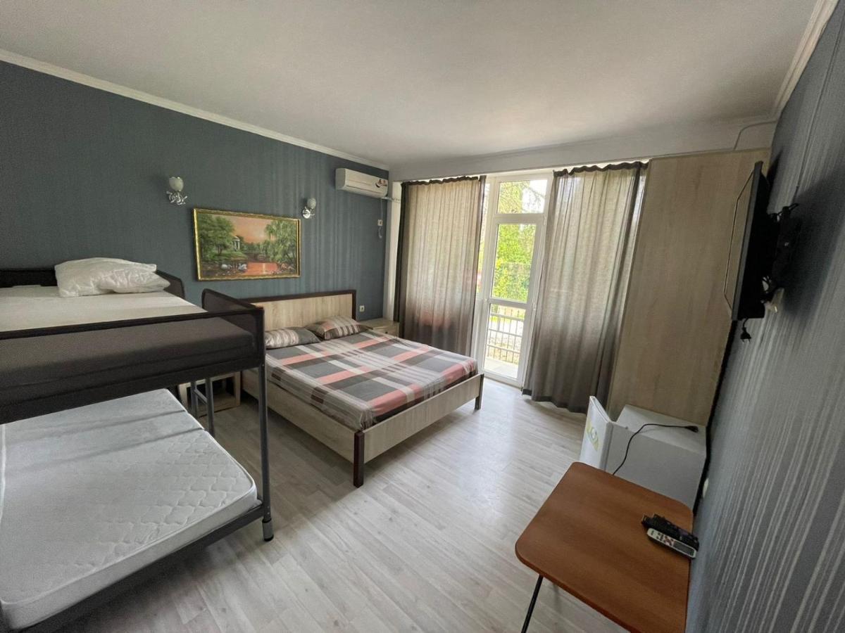 Mira Hotel New Athos Buitenkant foto