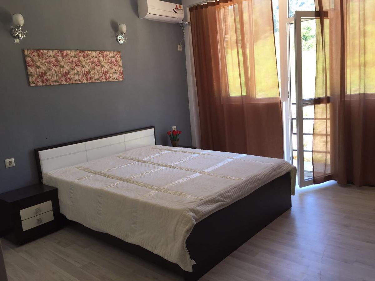 Mira Hotel New Athos Buitenkant foto