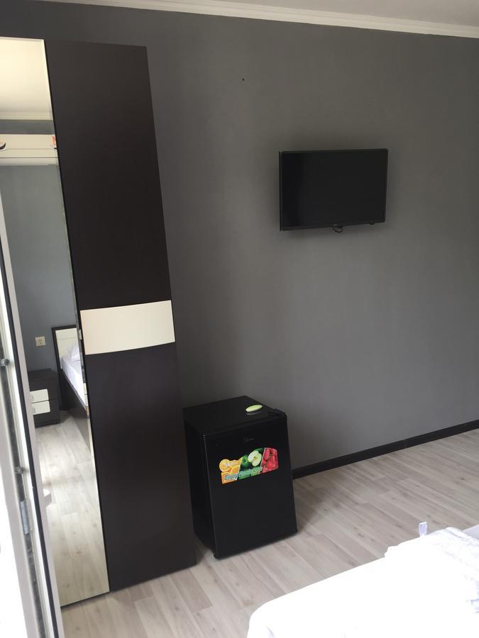 Mira Hotel New Athos Buitenkant foto