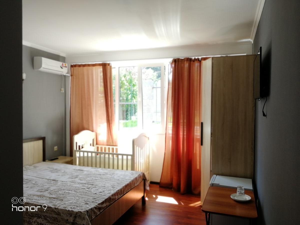 Mira Hotel New Athos Buitenkant foto